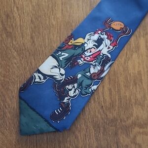 WARNER BROS. 1993 Vintage Looney Toons Football 100% Silk Tie, Made in Korea